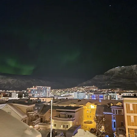 アパート Central Apartment トロムソ